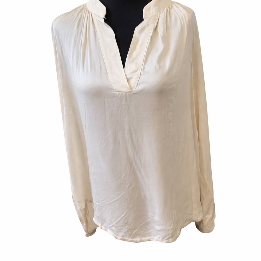 Cecile Wang France Cream Silk Blend Made in Italy V-Neck Blouse
